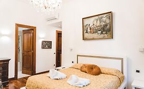 Domus Trastevere 900